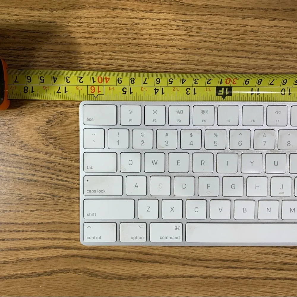 Apple Magic Keyboard with Numeric Keypad model A1843 ⌨️⌨️⌨️⌨️⌨️⌨️⌨️